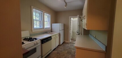 932 Carr St in Greensboro, NC - Foto de edificio - Building Photo