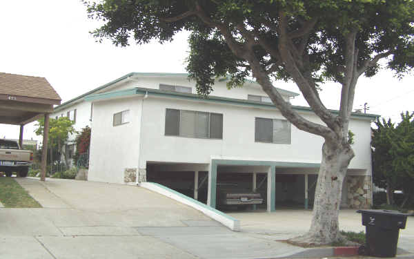 423 Ashland Ave in Santa Monica, CA - Building Photo - Building Photo