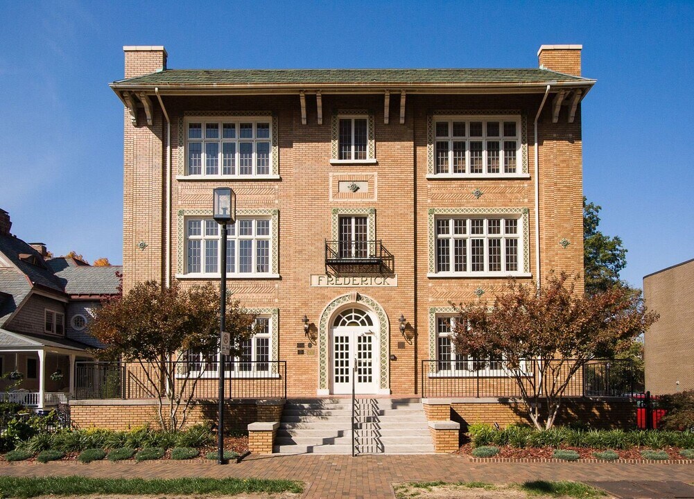 515 N Church St in Charlotte, NC - Building Photo