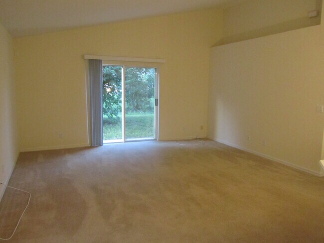 5868 22nd St in Vero Beach, FL - Building Photo - Building Photo