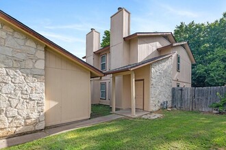 1807 Rawhide Loop in Round Rock, TX - Building Photo - Building Photo