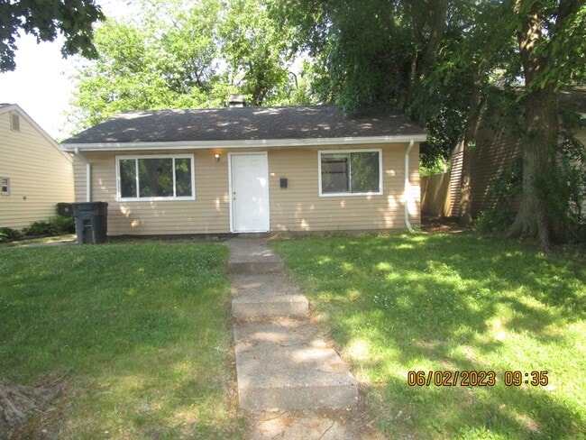 property at 1509 N Elmer St