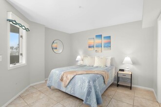 1100 Seacoast Dr in Imperial Beach, CA - Building Photo - Building Photo