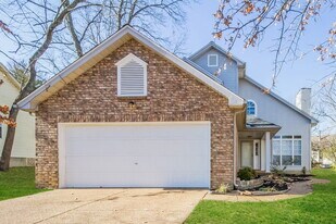 3512 Dove Creek Rd in Nashville, TN - Building Photo