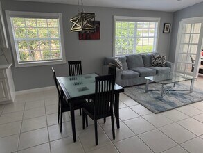 4929 Kingston Way in Naples, FL - Building Photo - Building Photo