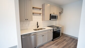 201 S Grace St in Rocky Mount, NC - Building Photo