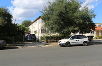 3223 Andrita St in Los Angeles, CA - Foto de edificio - Building Photo