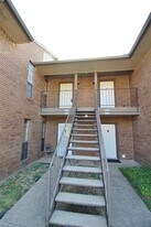 4544 Chaha Rd in Garland, TX - Building Photo