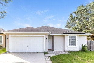 2836 Cross Creek Dr in Green Cove Springs, FL - Building Photo