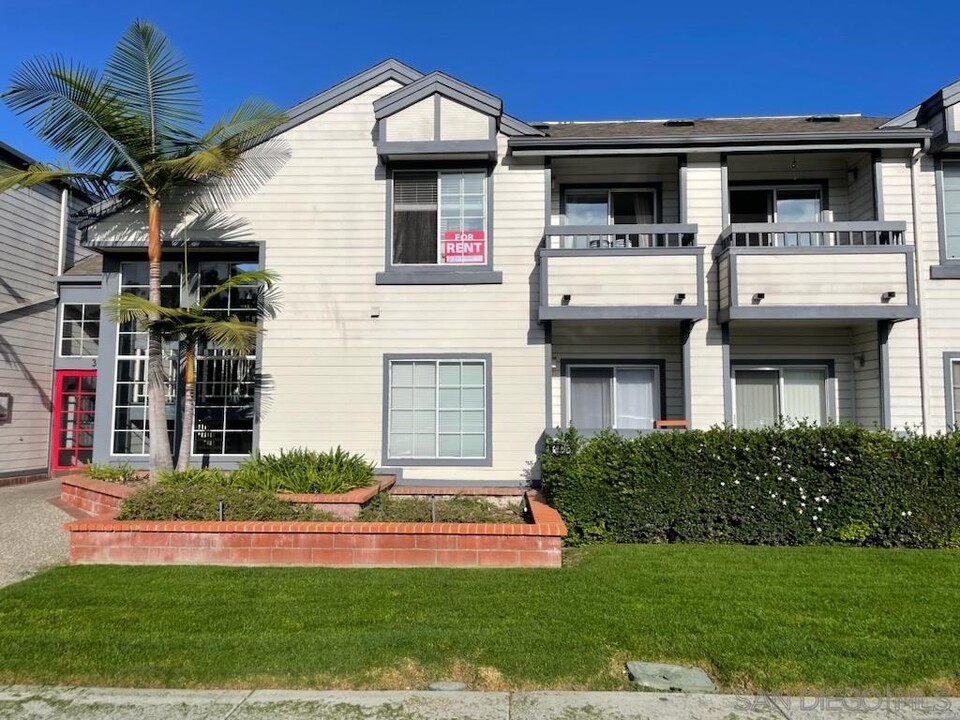 3950 Cleveland Ave in San Diego, CA - Building Photo