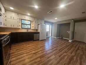 4906 60th St in Lubbock, TX - Building Photo - Building Photo