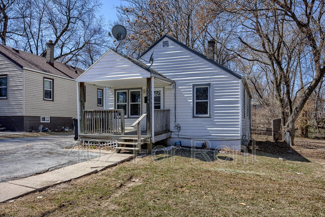 3220 N 40th St in Omaha, NE - Building Photo - Building Photo