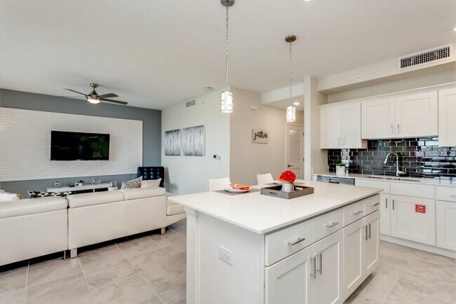 3111 Paradox Cir in Kissimmee, FL - Building Photo - Building Photo