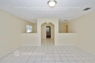 1333 Pleasantview Dr in Apopka, FL - Foto de edificio - Building Photo