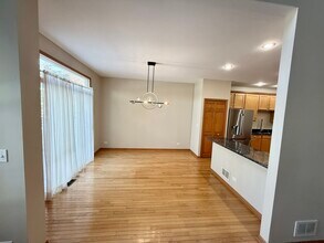 153 Fulbright Ln in Schaumburg, IL - Building Photo - Building Photo