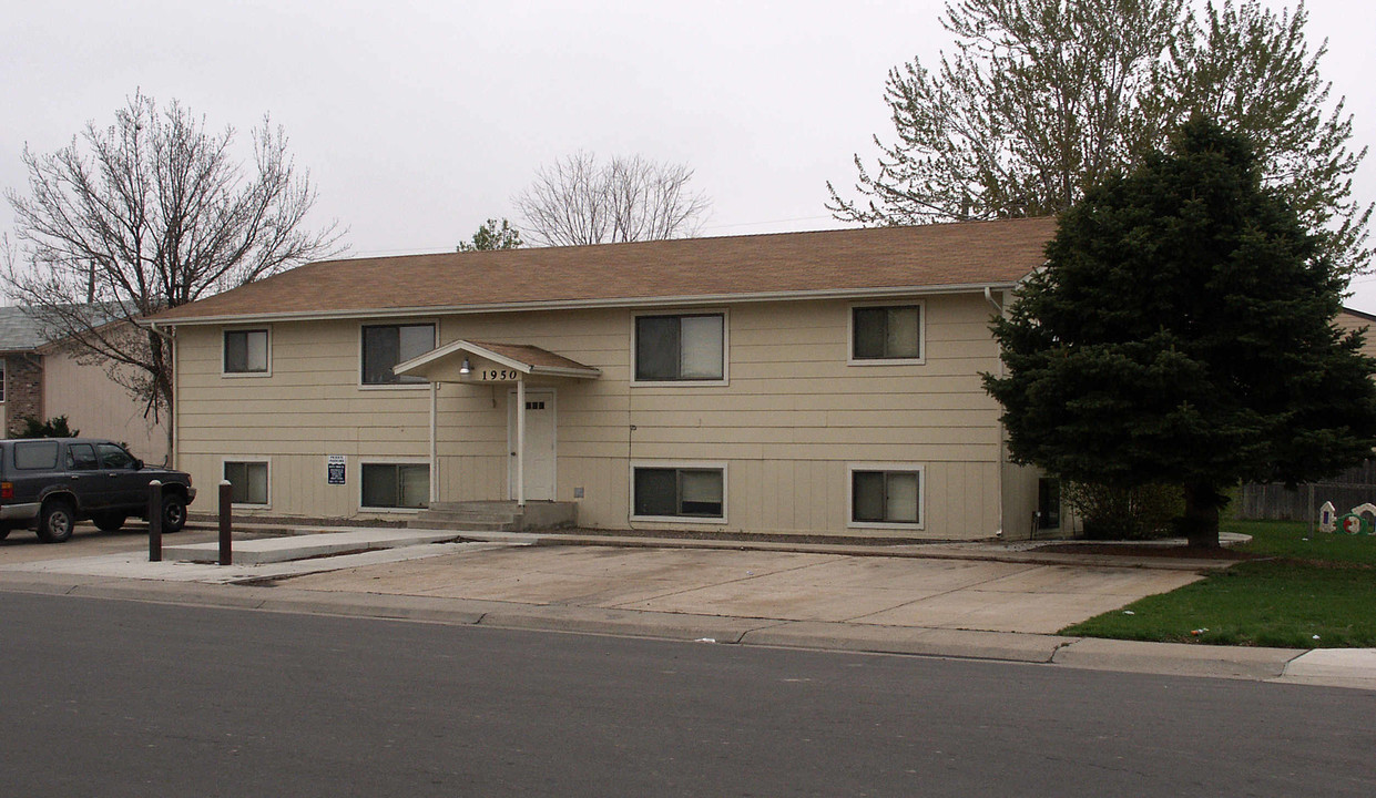 1950 Eagle St in Aurora, CO - Foto de edificio