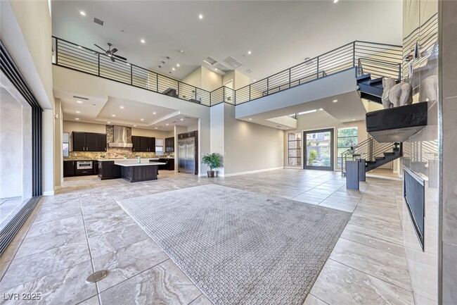 property at 72 Bella Lago Ave