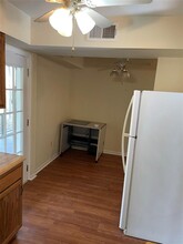 138 -C Summer Pl in Huntsville, TX - Building Photo - Building Photo