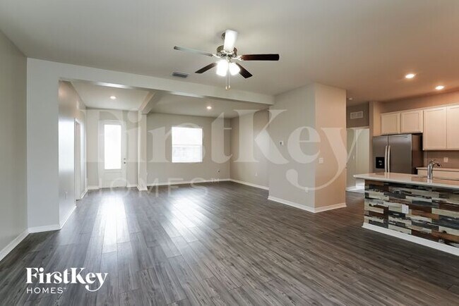 602 SE Van Loon Terrace in Cape Coral, FL - Building Photo - Building Photo