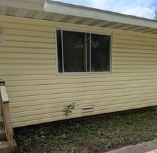 1406 W Calhoun St in Springfield, MO - Building Photo - Building Photo