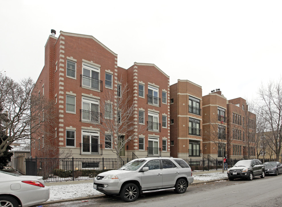 6024-6036 N Damen Ave in Chicago, IL - Building Photo