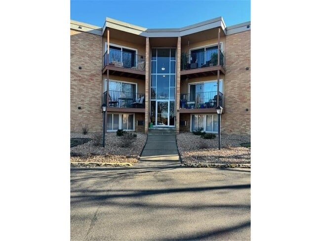 9141 Hwy 55