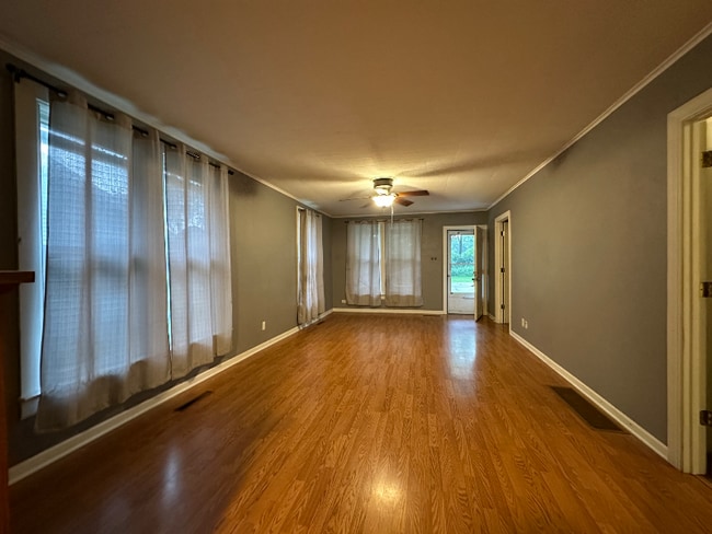 252 S Oak St in Manteno, IL - Building Photo - Building Photo