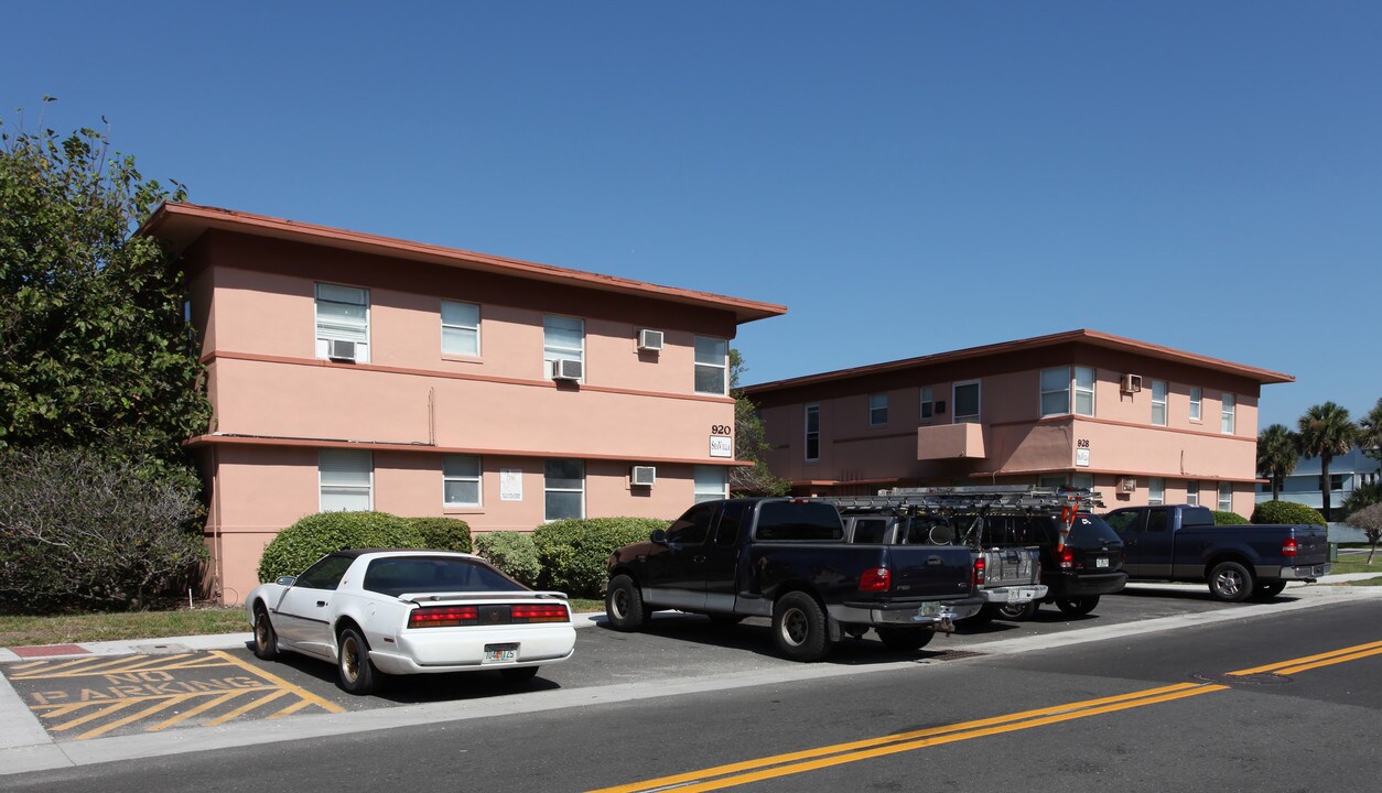 North Sea Villas in Jacksonville Beach, FL - Building Photo