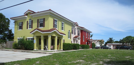 Lake Worth Boutique in Lake Worth, FL - Building Photo - Other