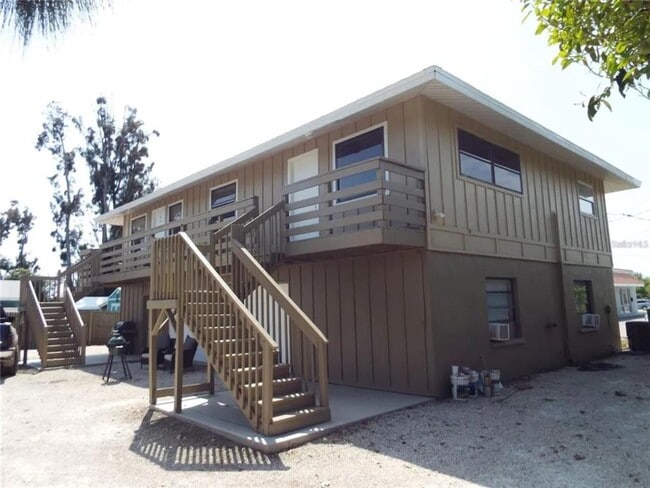 property at 177 W Cowles St