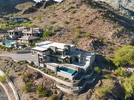 6975 North 39th Pl in Paradise Valley, AZ - Building Photo