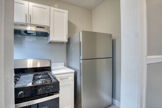 325 Chestnut St in New Britain, CT - Building Photo - Building Photo