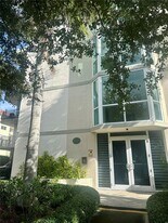 954 SW 36th Ct in Miami, FL - Building Photo