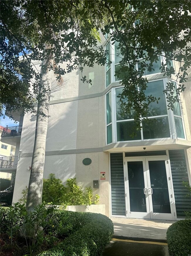 property at 954 SW 36th Ct