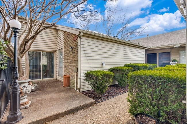 1808 Tree House Ln in Plano, TX - Building Photo - Building Photo
