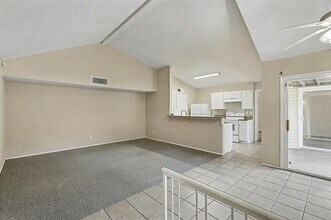 671 Stonewall Dr in Grand Prairie, TX - Building Photo - Building Photo