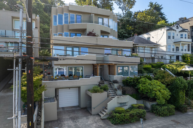 Emerald View in Seattle, WA - Foto de edificio - Building Photo