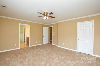 2184 Belle Vernon Ave, Unit 11-202 in Charlotte, NC - Building Photo - Building Photo
