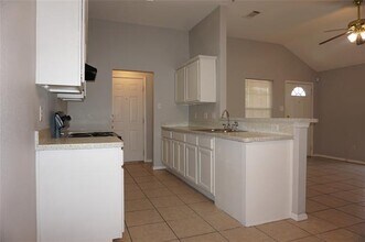 7819 Novella Dr in Fort Worth, TX - Building Photo - Building Photo