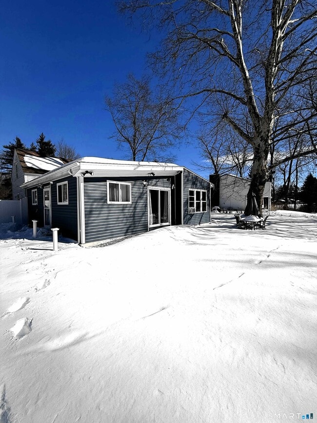 541 Park Ave in Bloomfield, CT - Building Photo - Building Photo