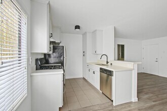 117 Pacific St in Santa Monica, CA - Building Photo - Building Photo