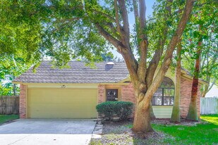 2232 Alderney Ct in Middleburg, FL - Building Photo