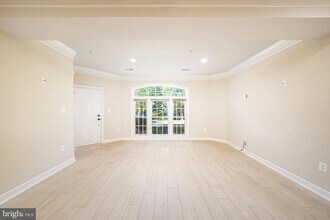3687 Spring Hollow Ln in Frederick, MD - Building Photo - Building Photo