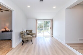1319 W Textile Rd in Ann Arbor, MI - Building Photo - Building Photo