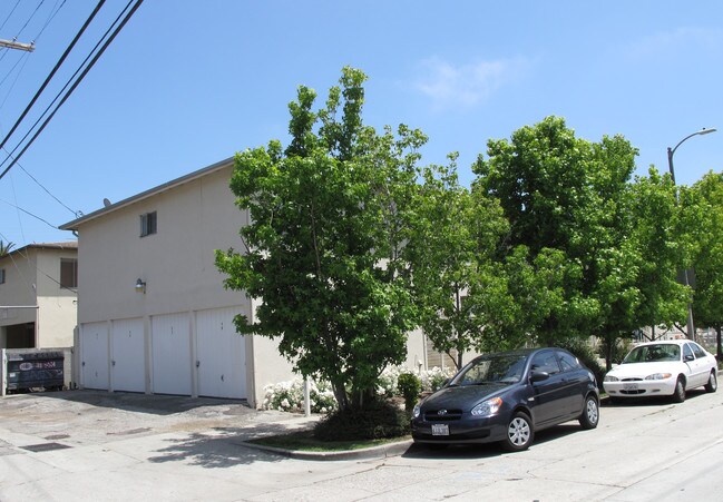 2338-2352 Penmar Ave in Venice, CA - Foto de edificio - Building Photo