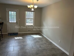 310 Gail Dr in Griffin, GA - Building Photo - Building Photo