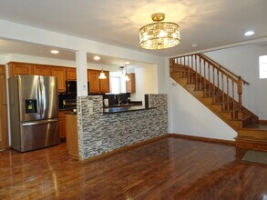 2516 Westbrook Dr in Franklin Park, IL - Building Photo - Building Photo