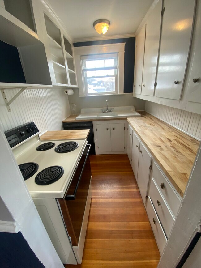 63        Savoy St in Providence, RI - Building Photo - Building Photo