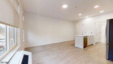 1181 Morris Ave in Union, NJ - Foto de edificio - Building Photo