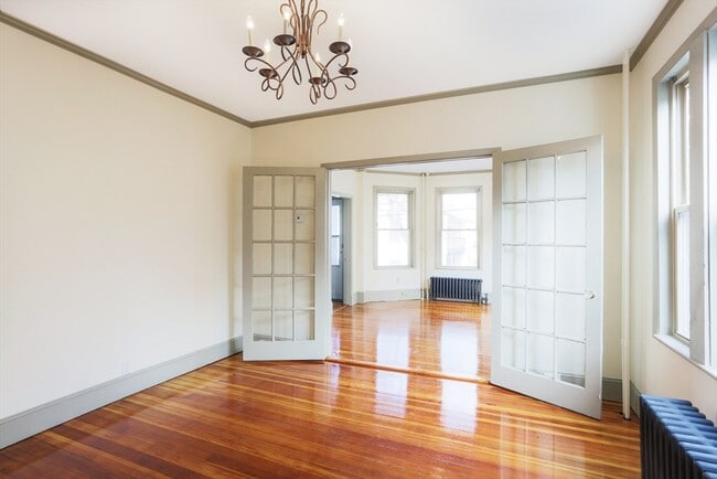 31 Roslyn St in Salem, MA - Building Photo - Building Photo